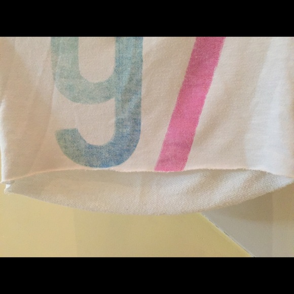 **SOLD**Crop Top Short Sleeve Sweatshirt - Picture 2 of 5